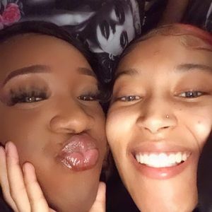 Meet your Posher, Talia